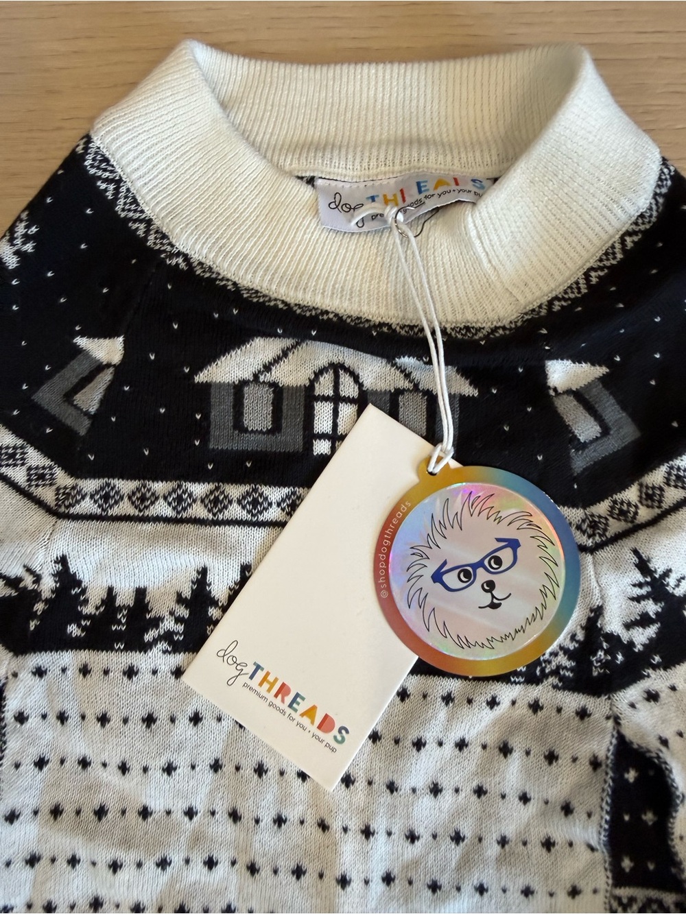 NWT Dog Threads Black & White Nordic Dog Sweater | XL
